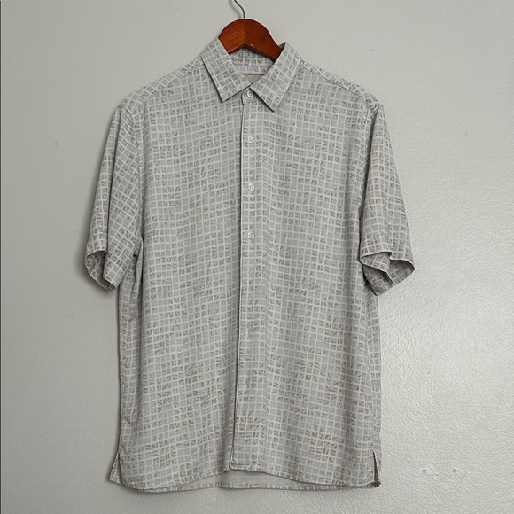 Vintage Silk circa 1969
 Light Gray Patterned Men's Shirt - Picture 2 of 7